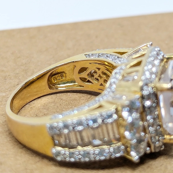 SOLD - Picture 5 of 6